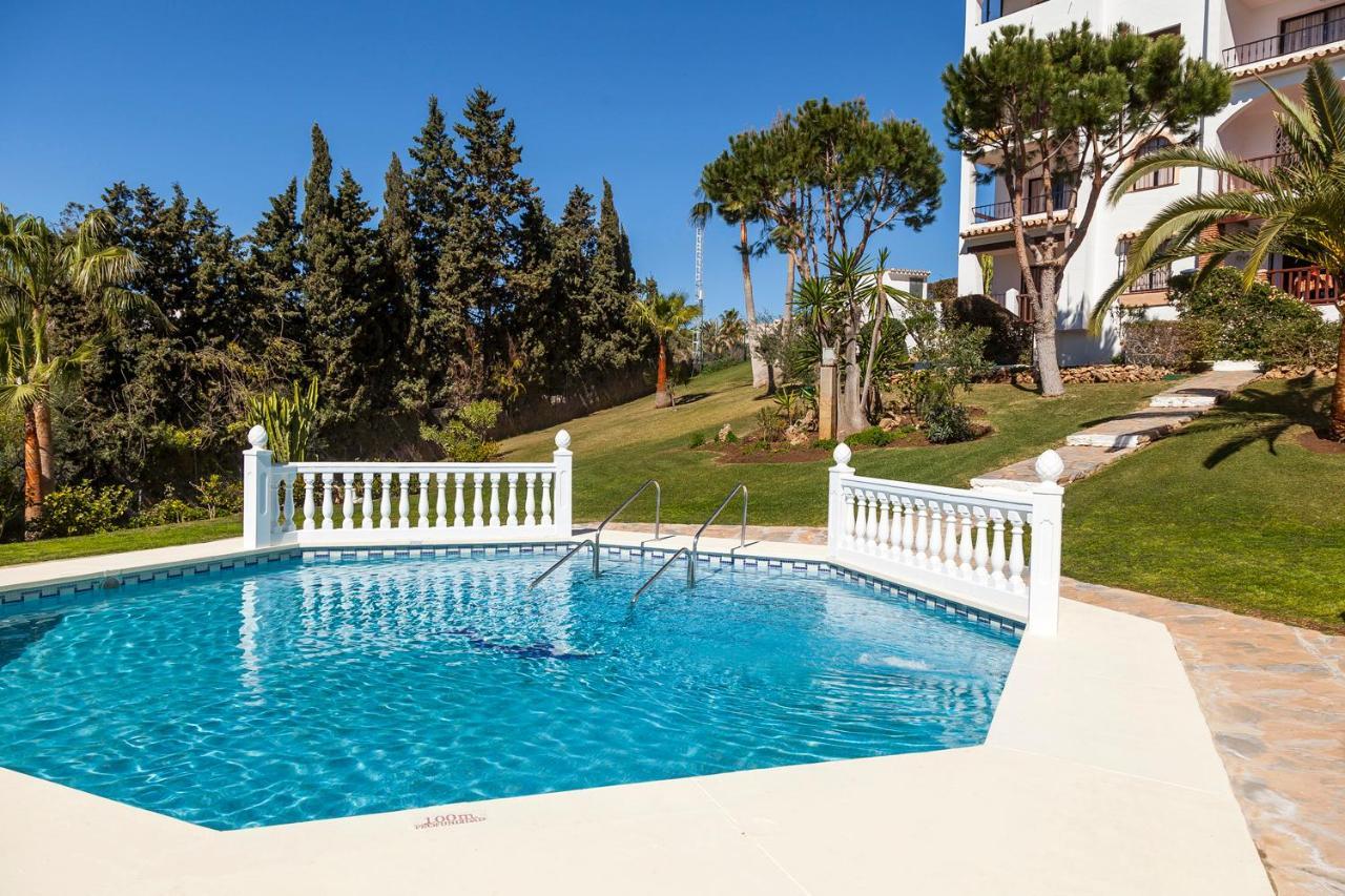 Riviera Del Mar Apartment Sitio de Calahonda Luaran gambar