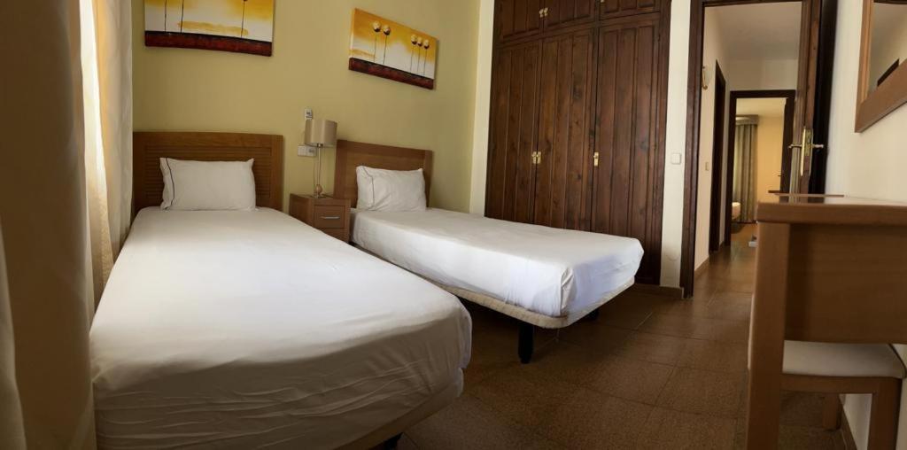 Riviera Del Mar Apartment Sitio de Calahonda Luaran gambar