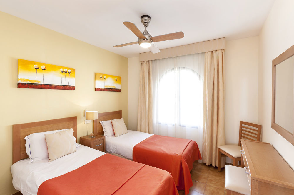Riviera Del Mar Apartment Sitio de Calahonda Luaran gambar